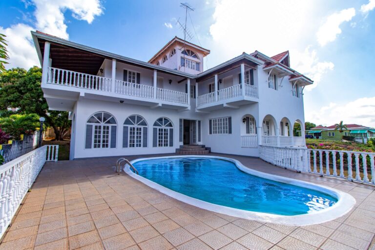 Villa Amore Jamaica with swimming pool